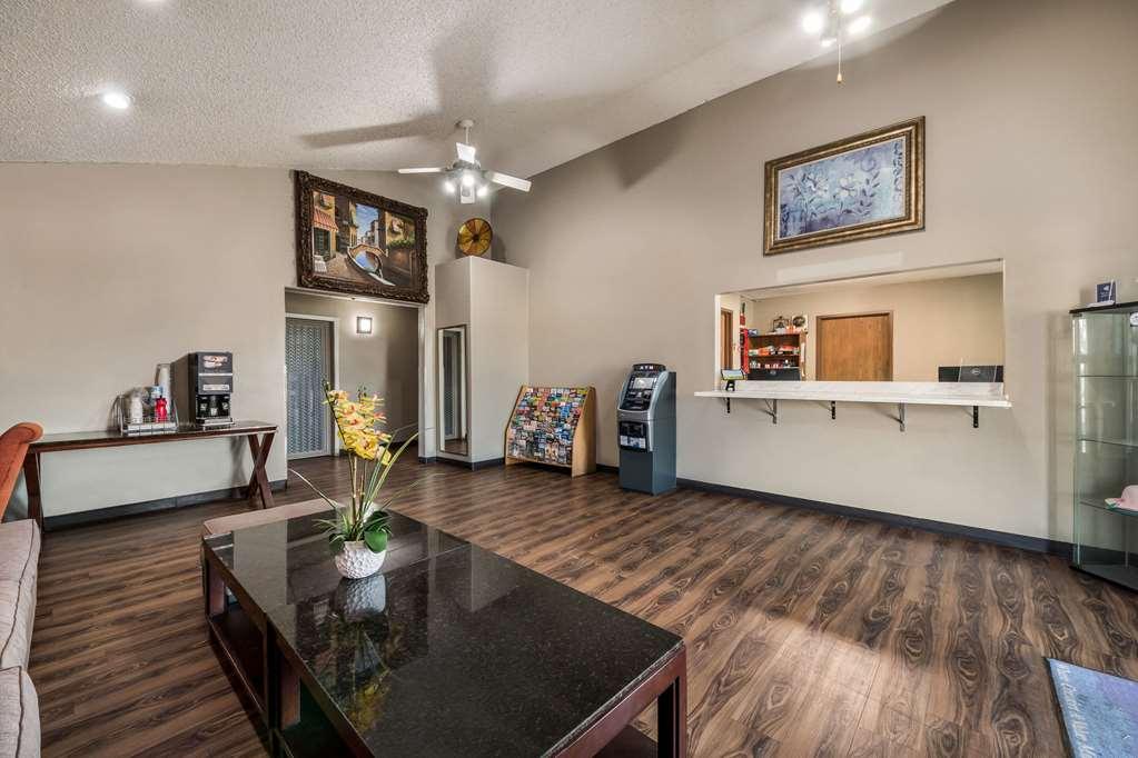 Econo Lodge San Antonio Near Seaworld - Medical Center Interior photo