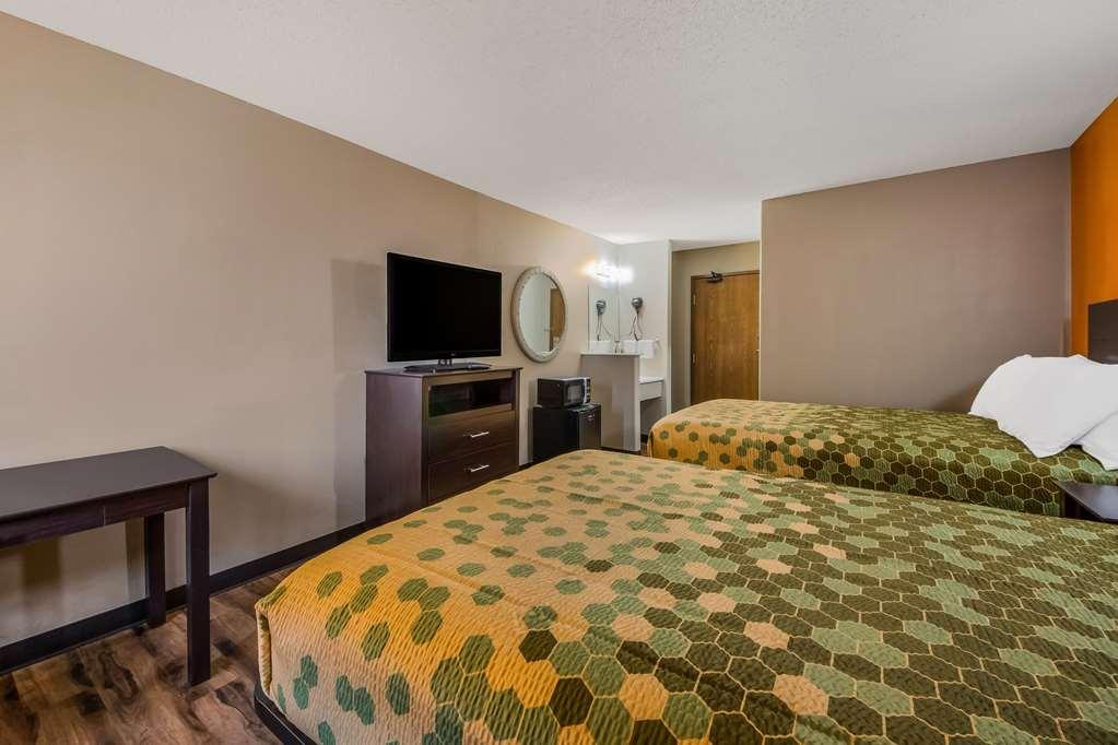 Econo Lodge San Antonio Near Seaworld - Medical Center Room photo